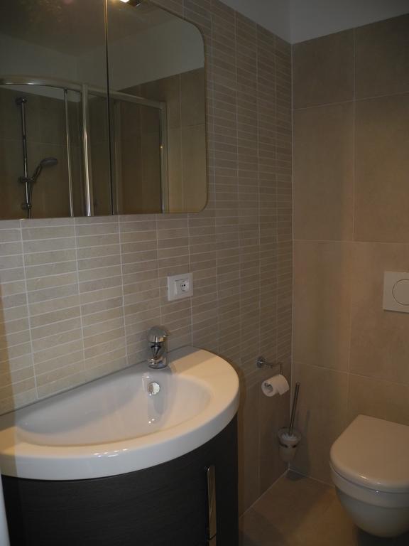 Annabella Apartment Riva del Garda Luaran gambar